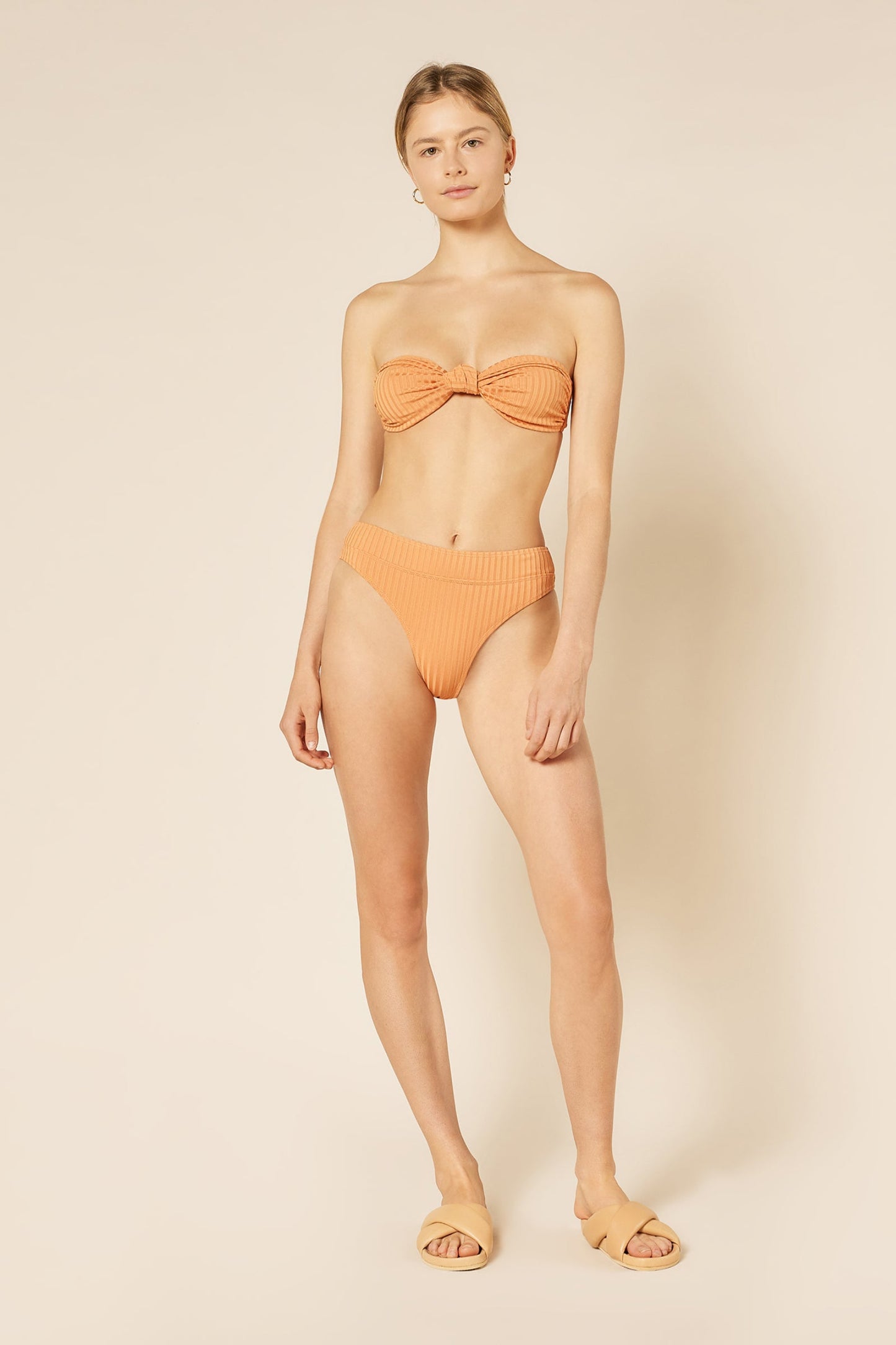 CLASSIC KNOT FRONT BIKINI TOP