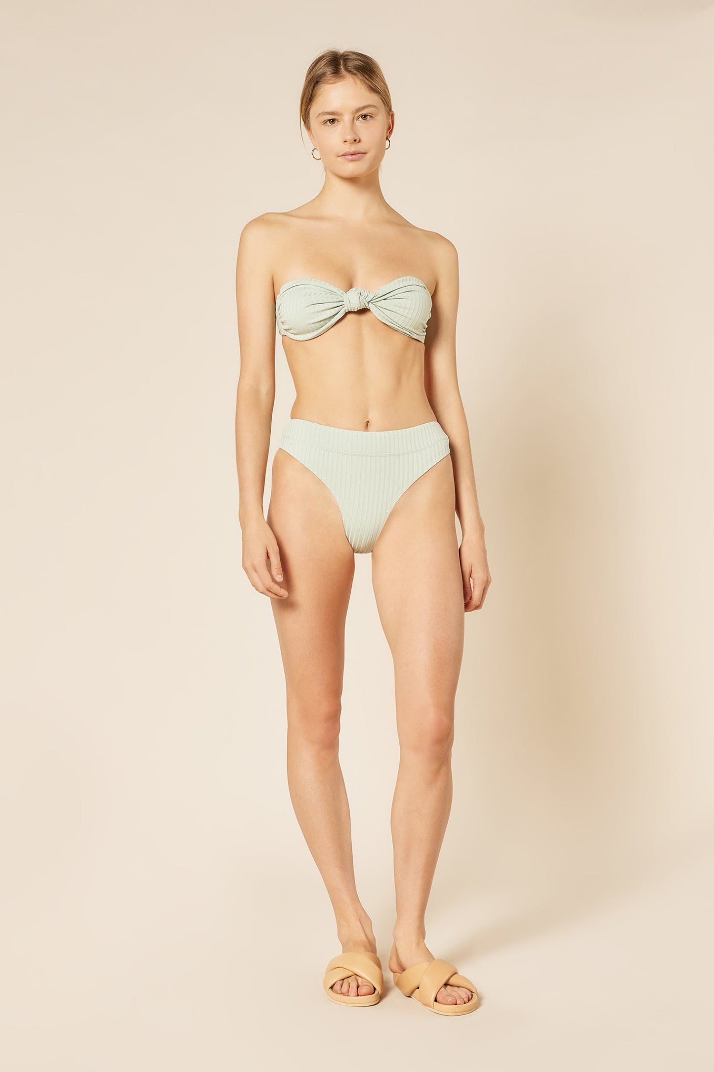 CLASSIC KNOT FRONT BIKINI TOP