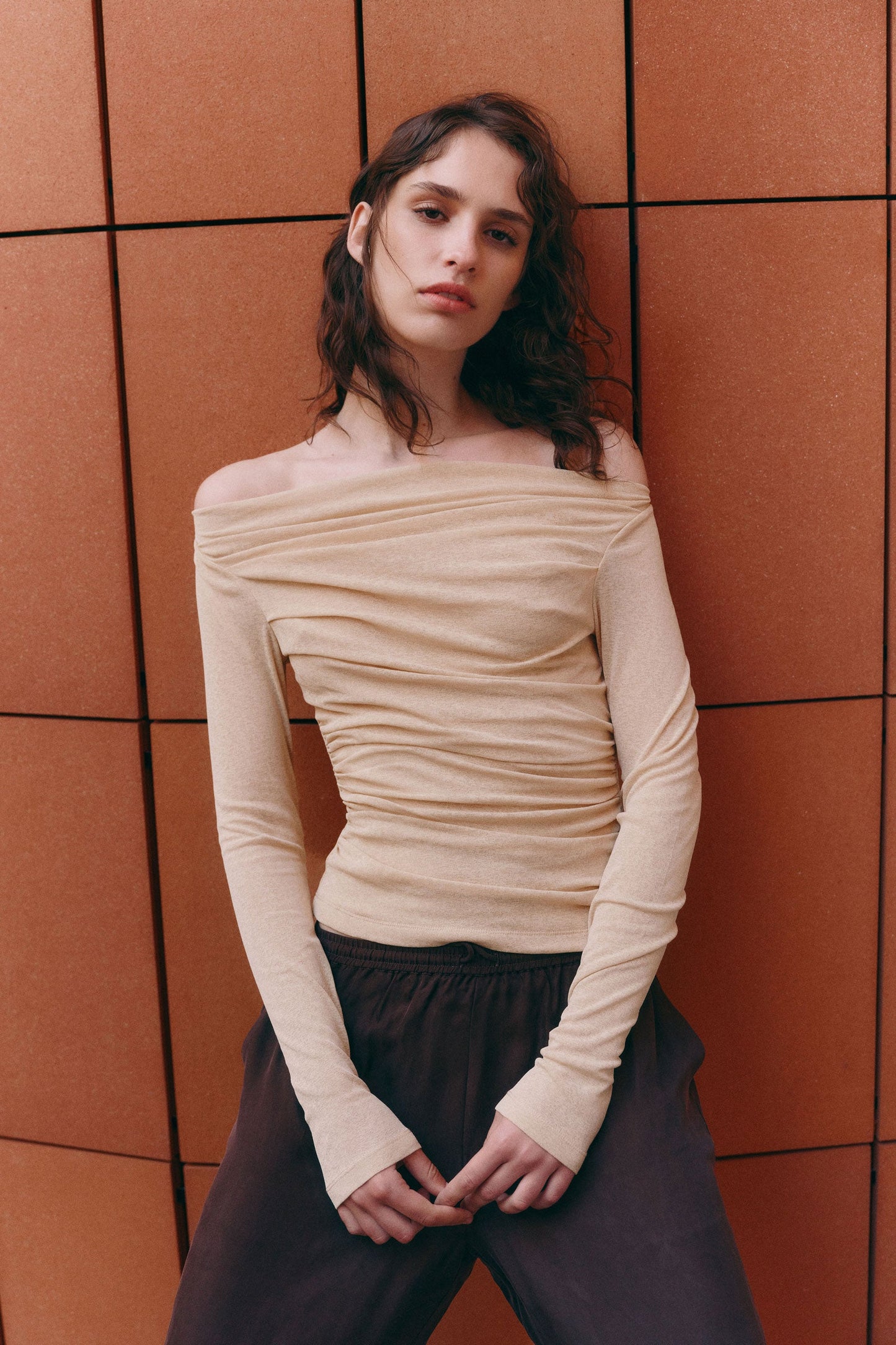 ZIEL OFF SHOULDER TOP