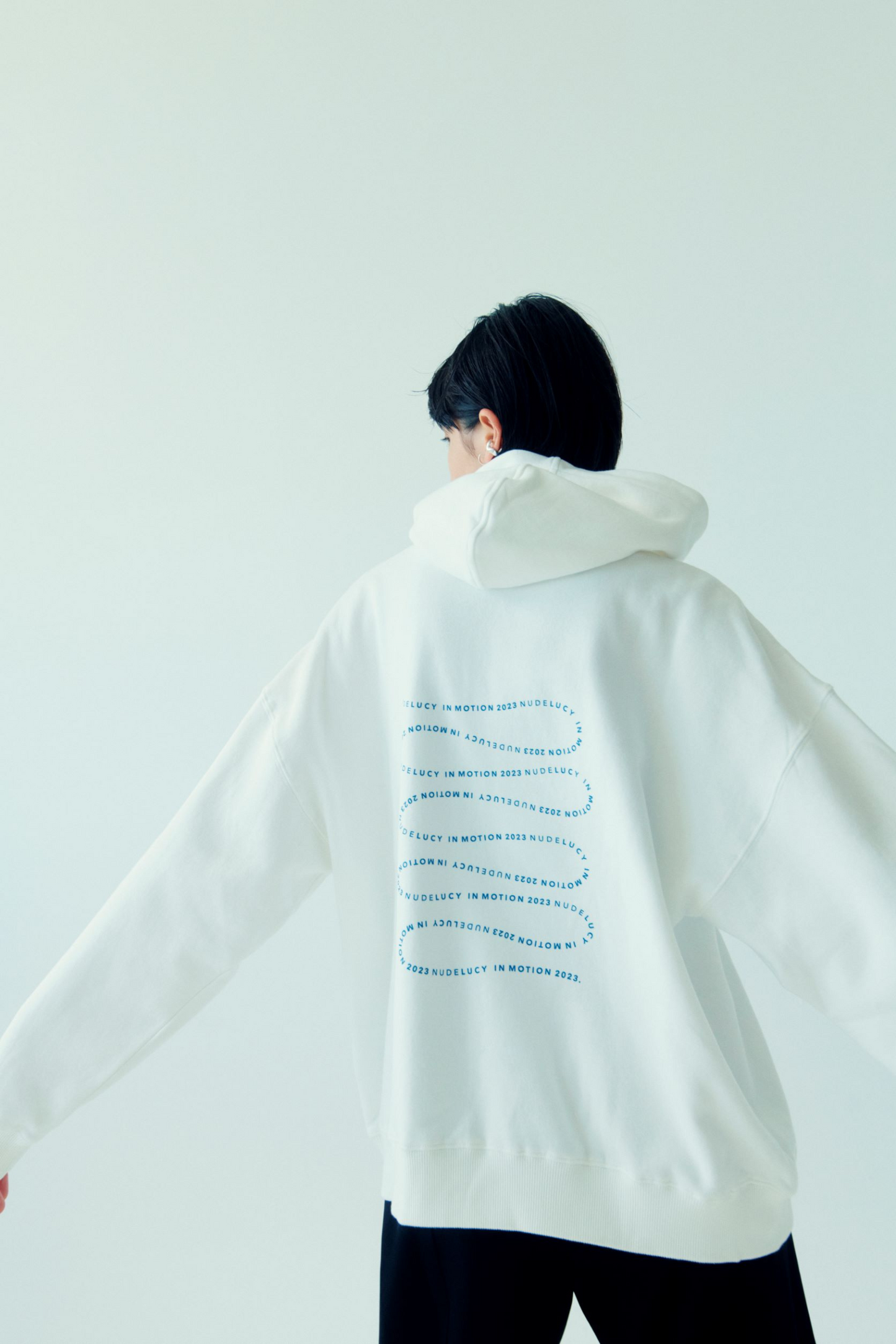 IN MOTION HOODIE