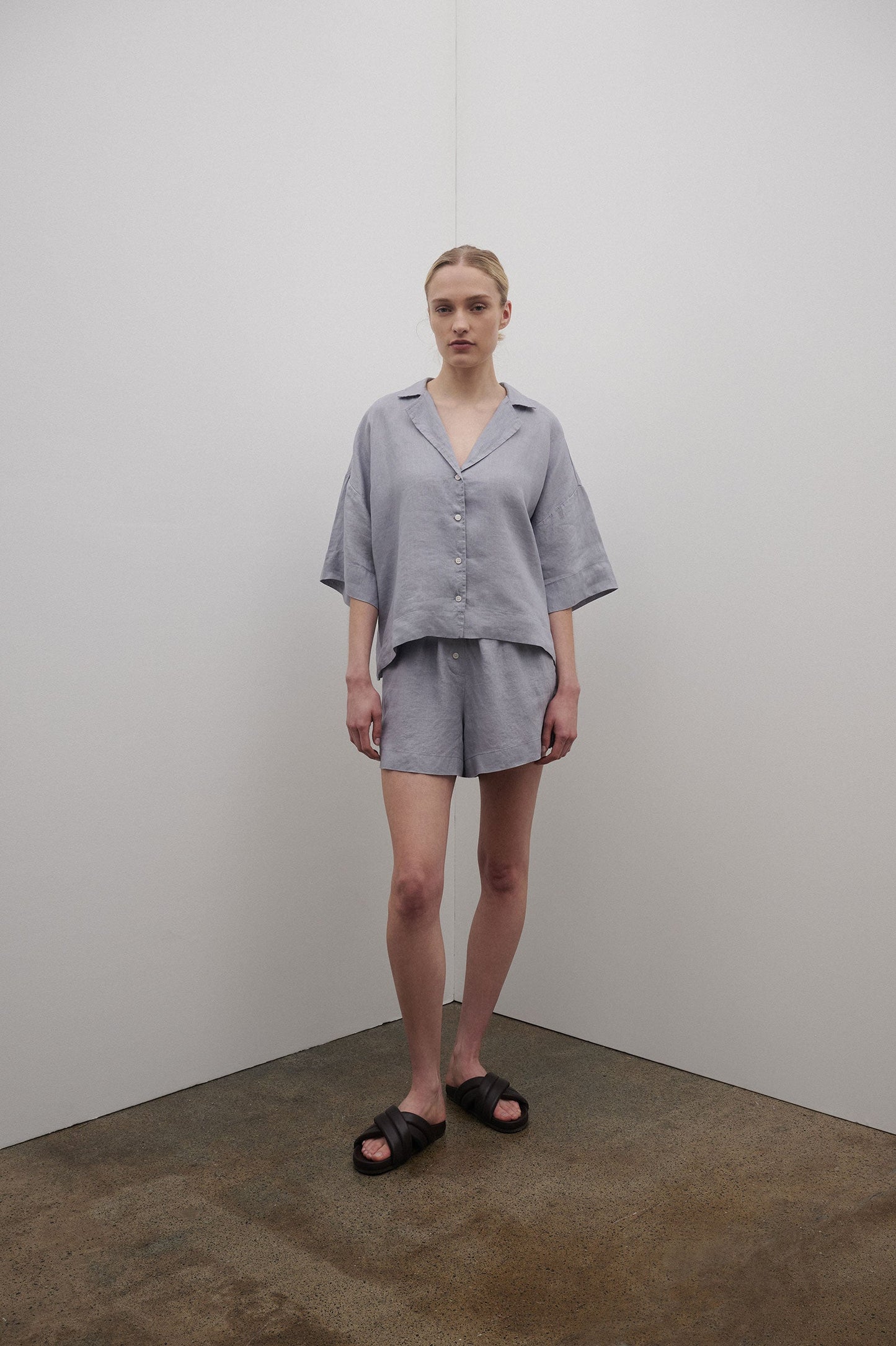 LOUNGE LINEN SHORT