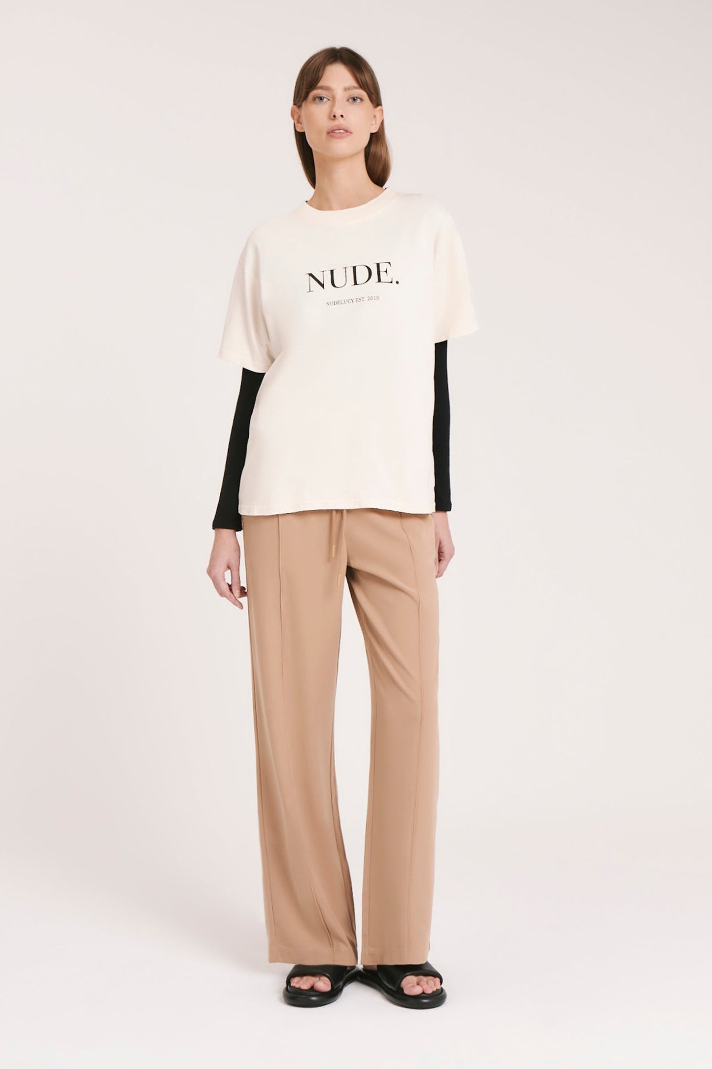 NUDE. ORGANIC BOYFRIEND TEE