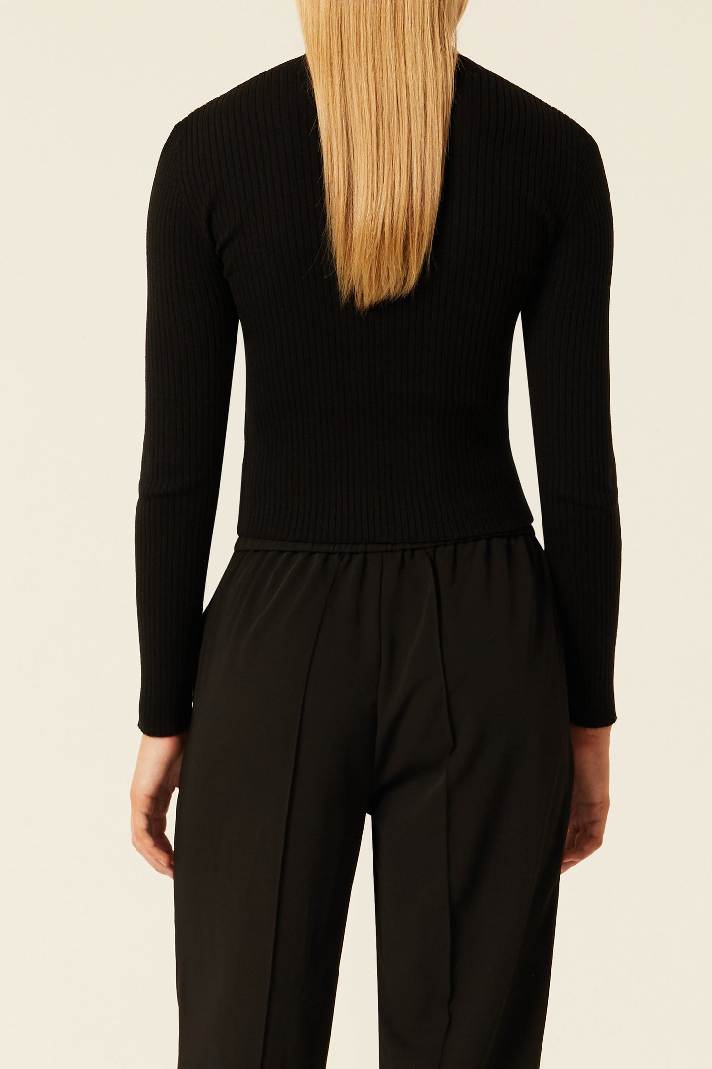 NUDE CLASSIC KNIT