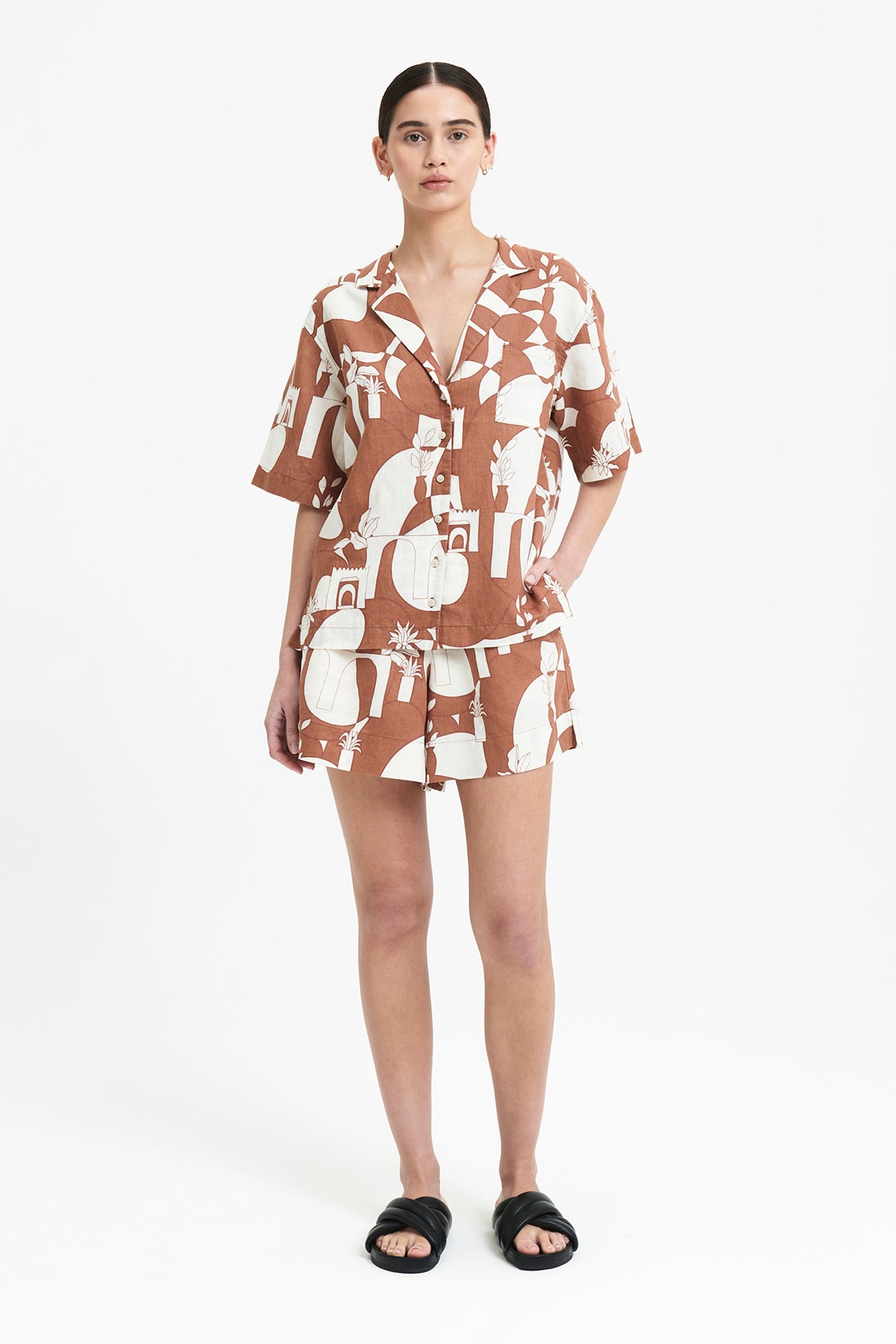 SAFIA SHORT