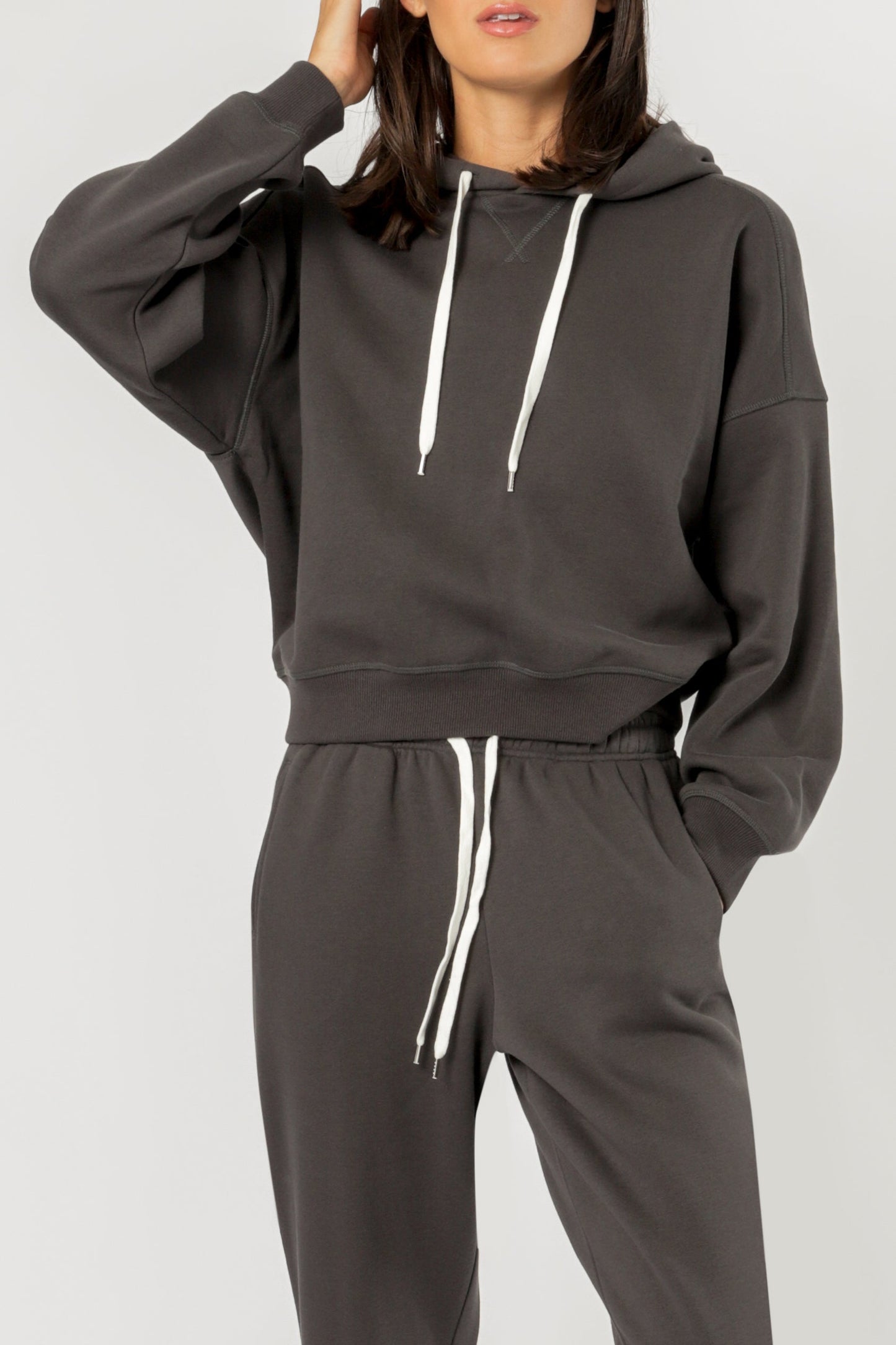 CARTER CLASSIC HOODIE