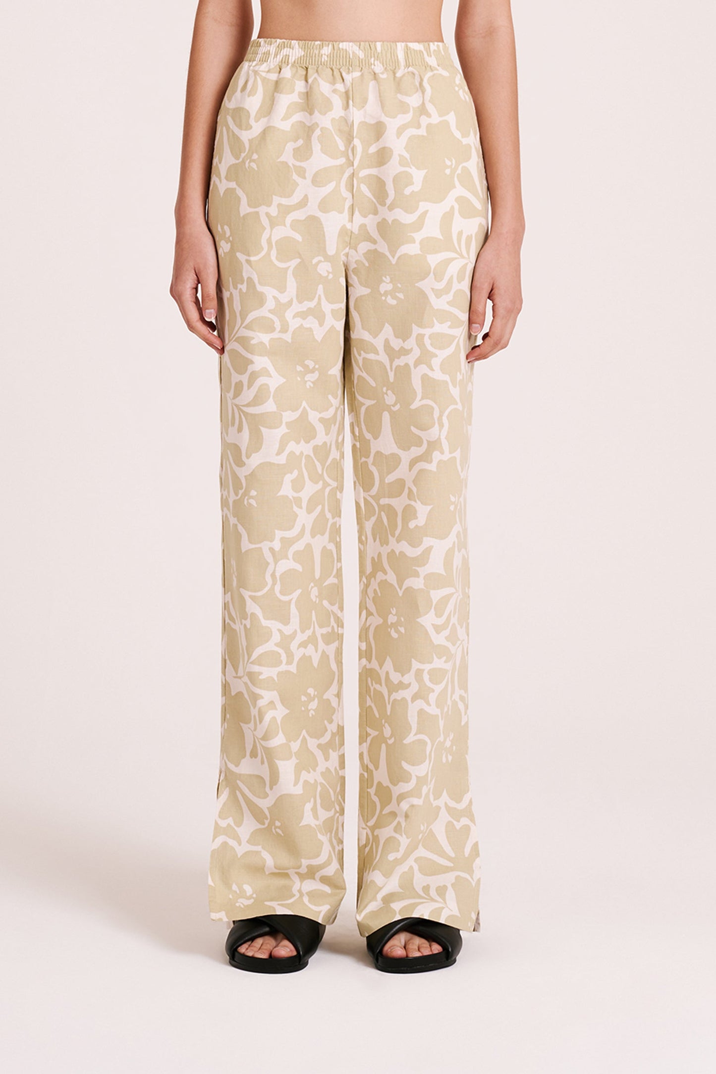 SORAYA PANT