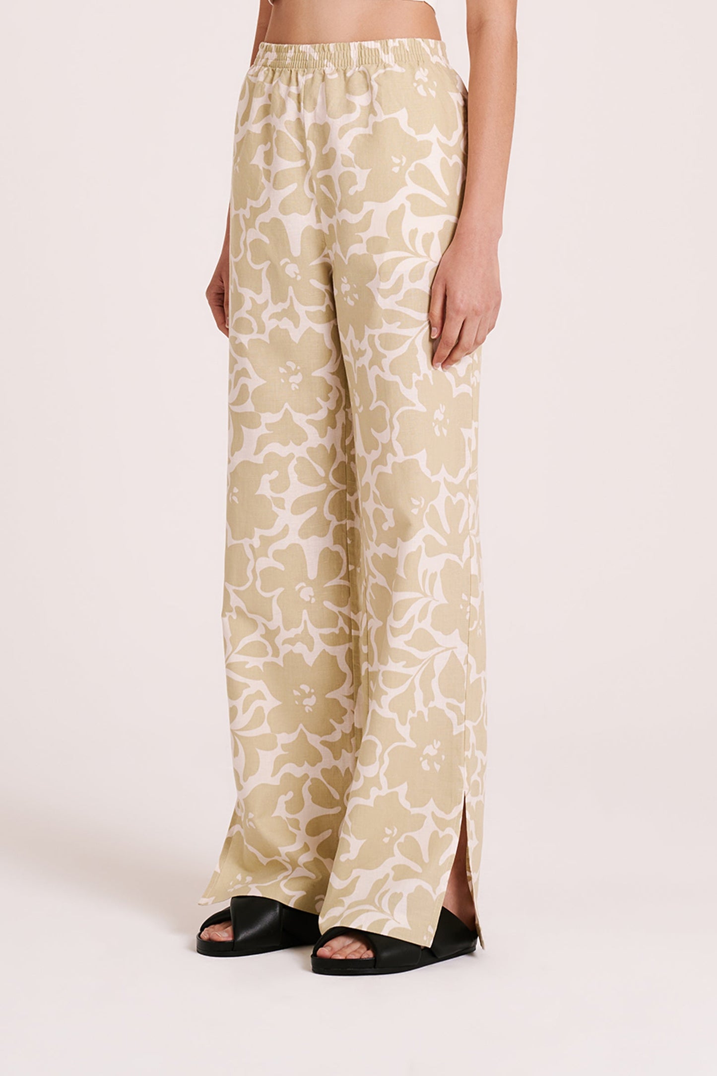 SORAYA PANT