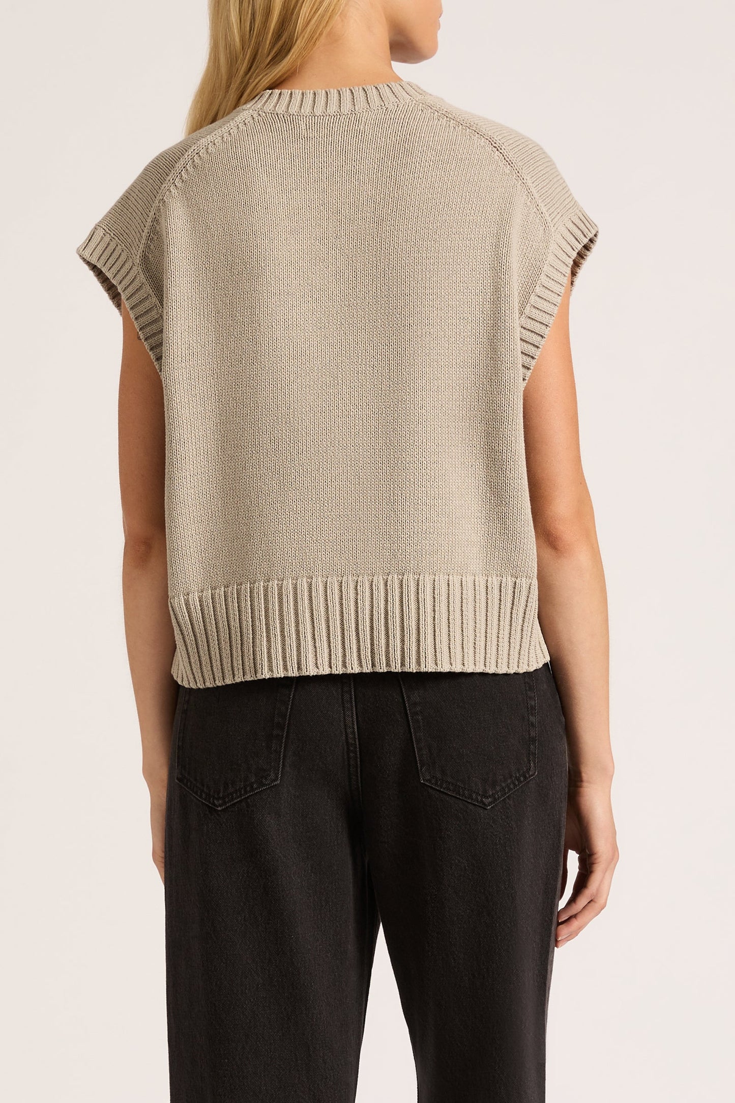 CAYO KNIT VEST