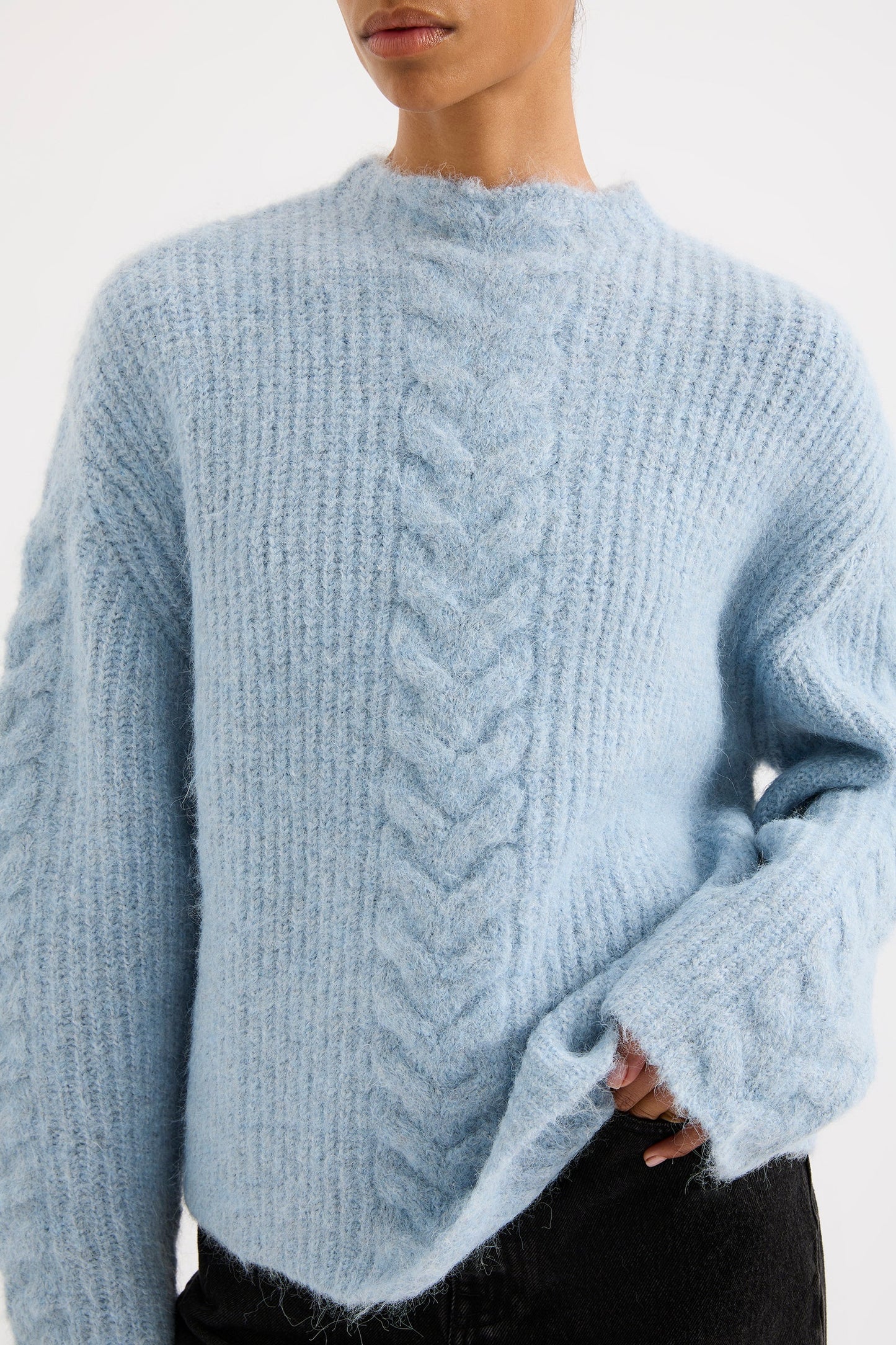PAIGE CABLE KNIT
