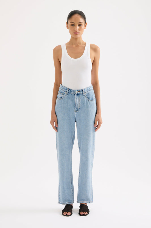 ORGANIC STRAIGHT LEG JEAN