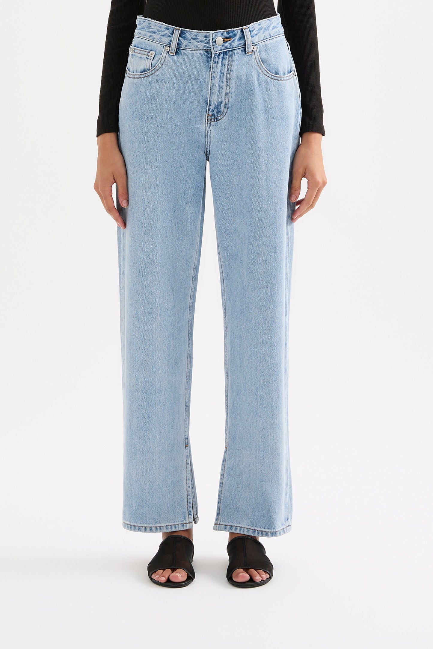 ORGANIC SPLIT HEM JEAN