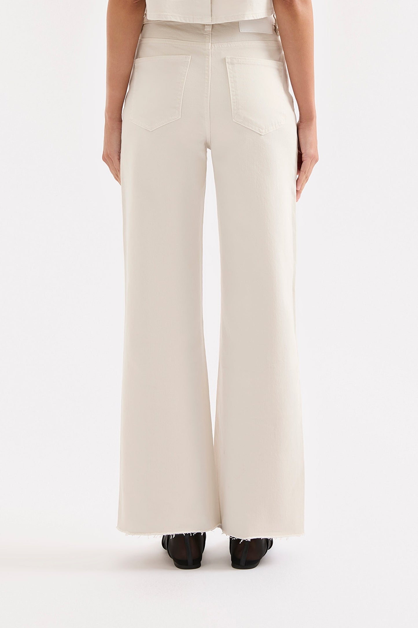 CALI STRETCH WIDE LEG JEAN