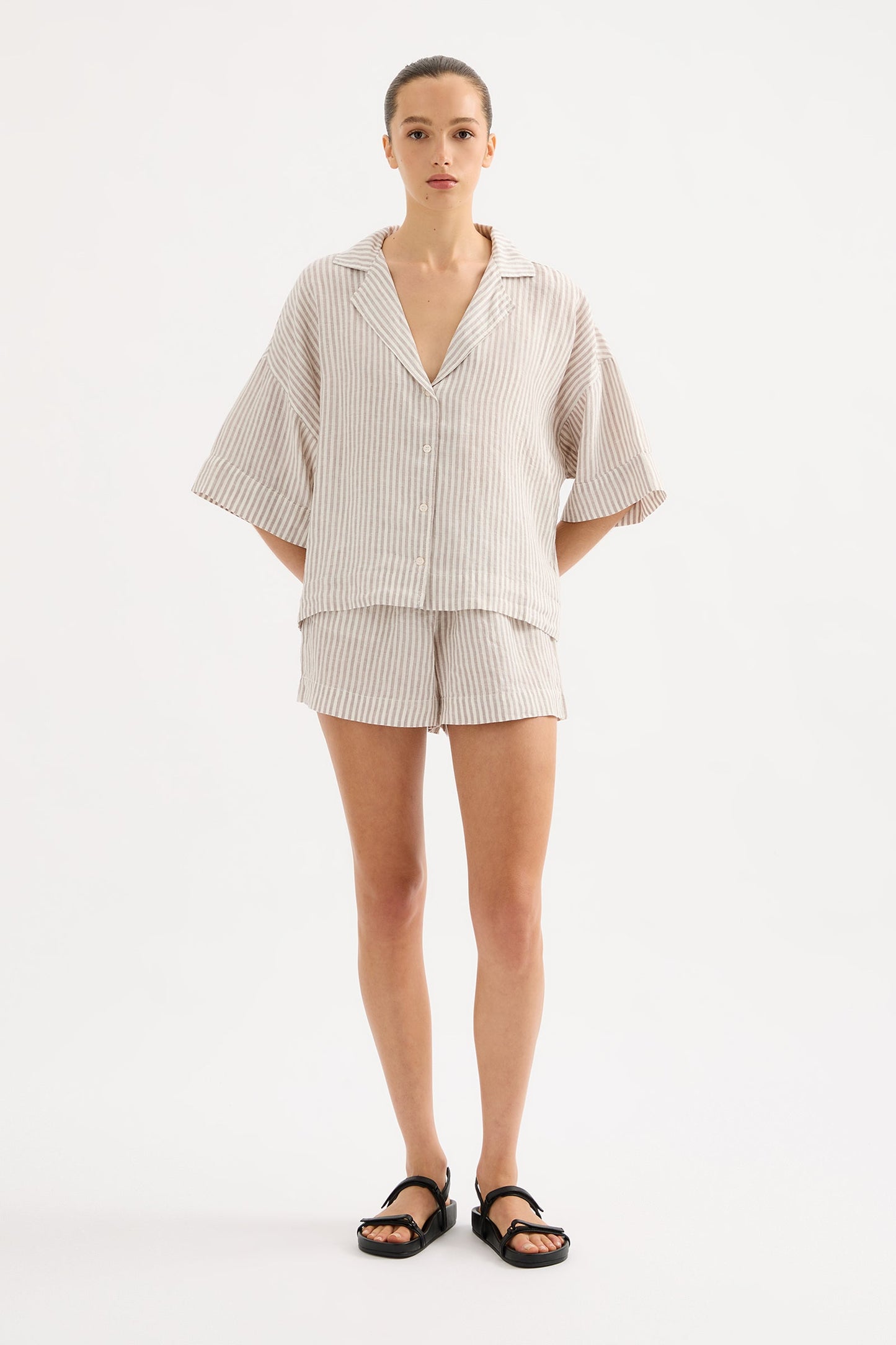 LOUNGE STRIPE LINEN SHORT
