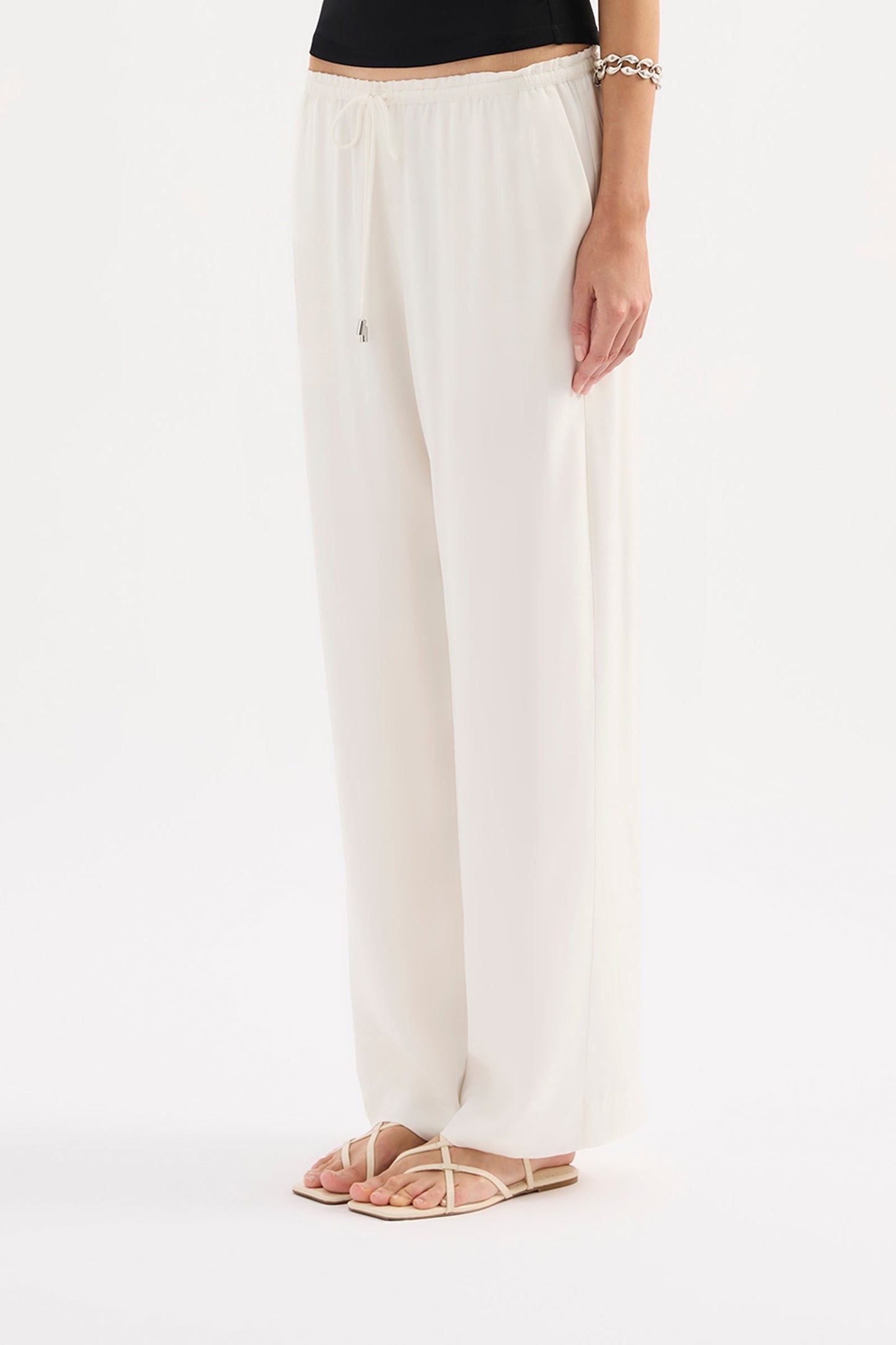 ELNAZ PANT