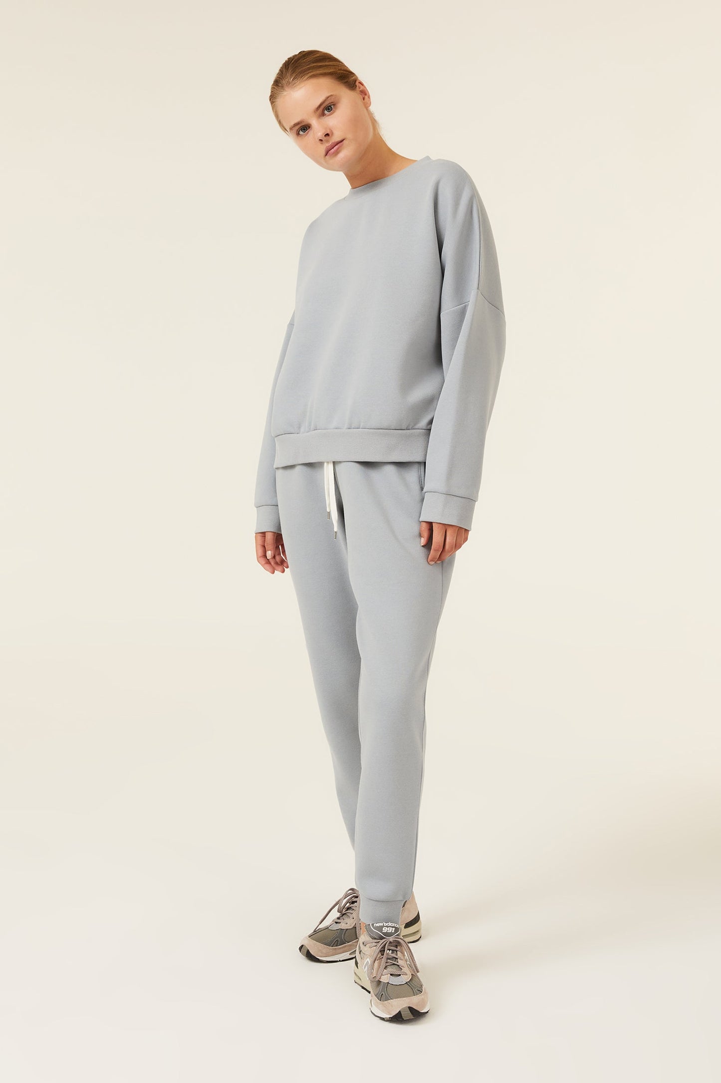 CARTER CLASSIC OVERSIZED SWEAT