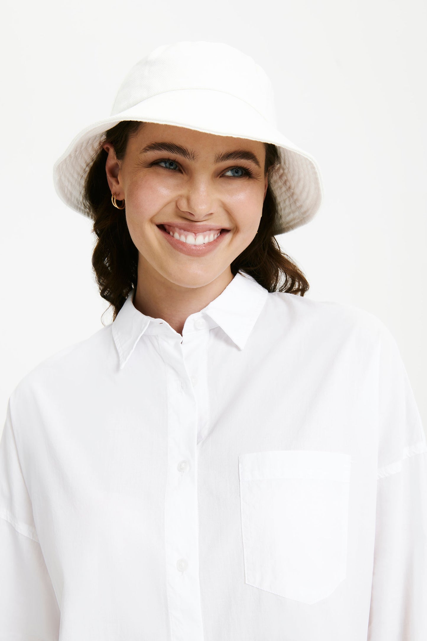 CANVAS BUCKET HAT