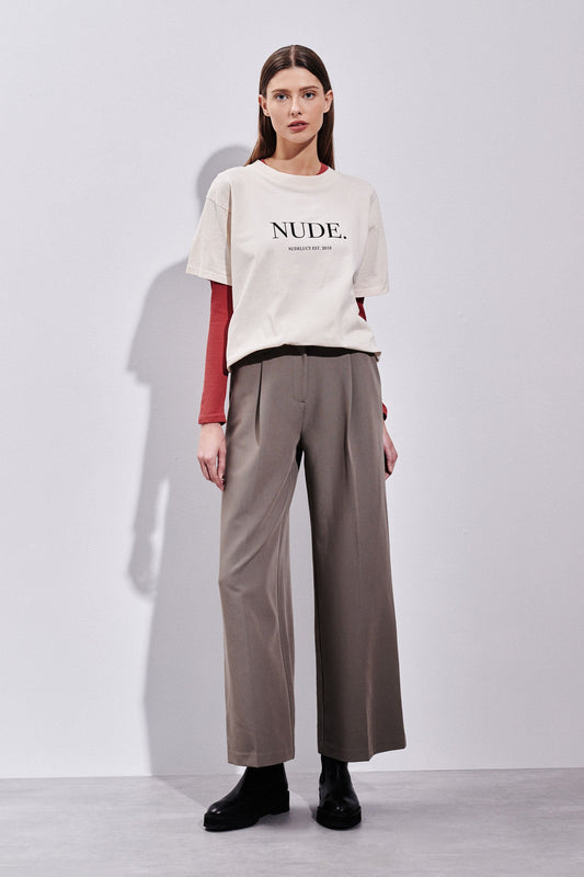 NUDE. ORGANIC BOYFRIEND TEE
