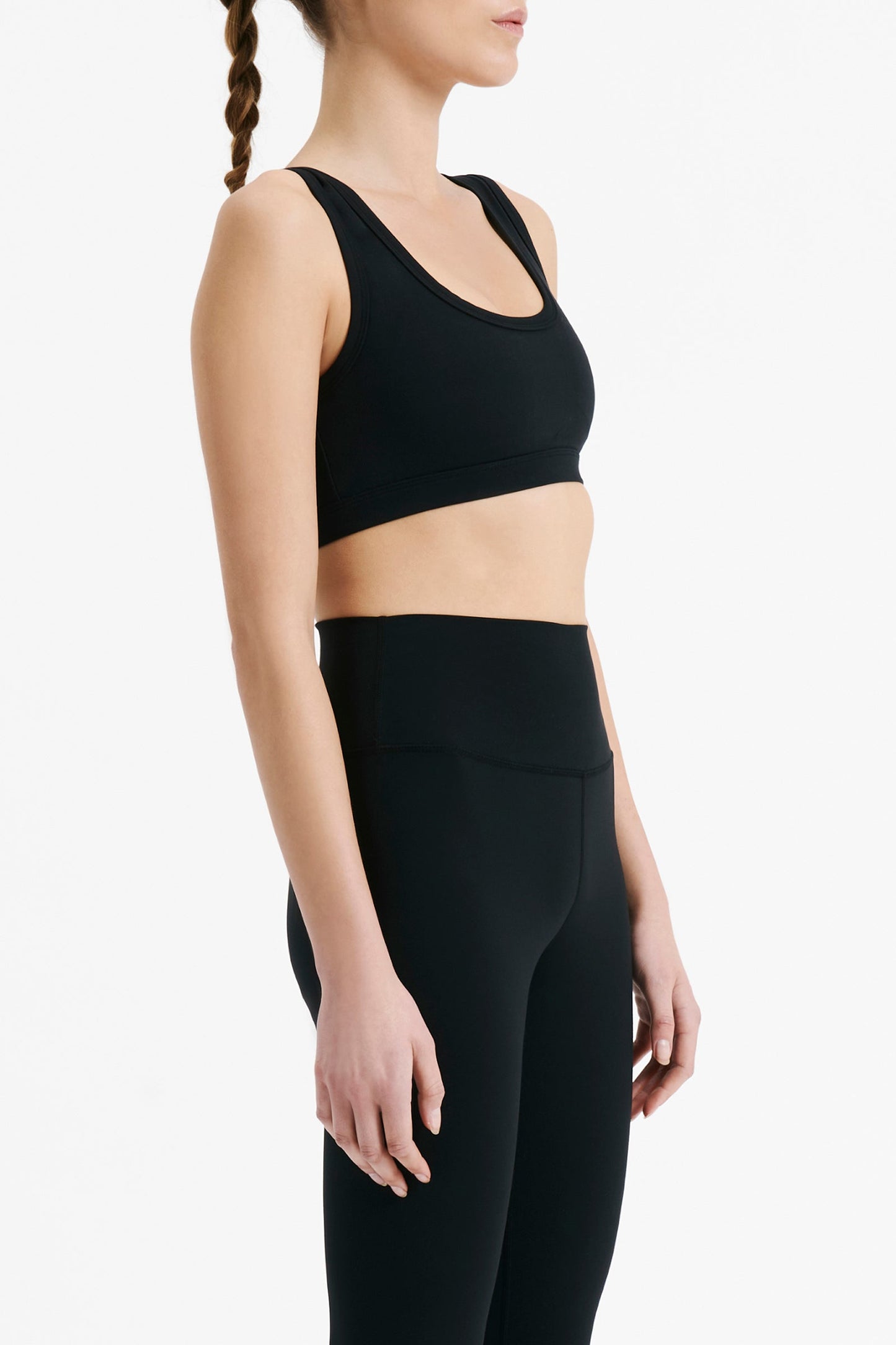 NUDE ACTIVE CROP TOP