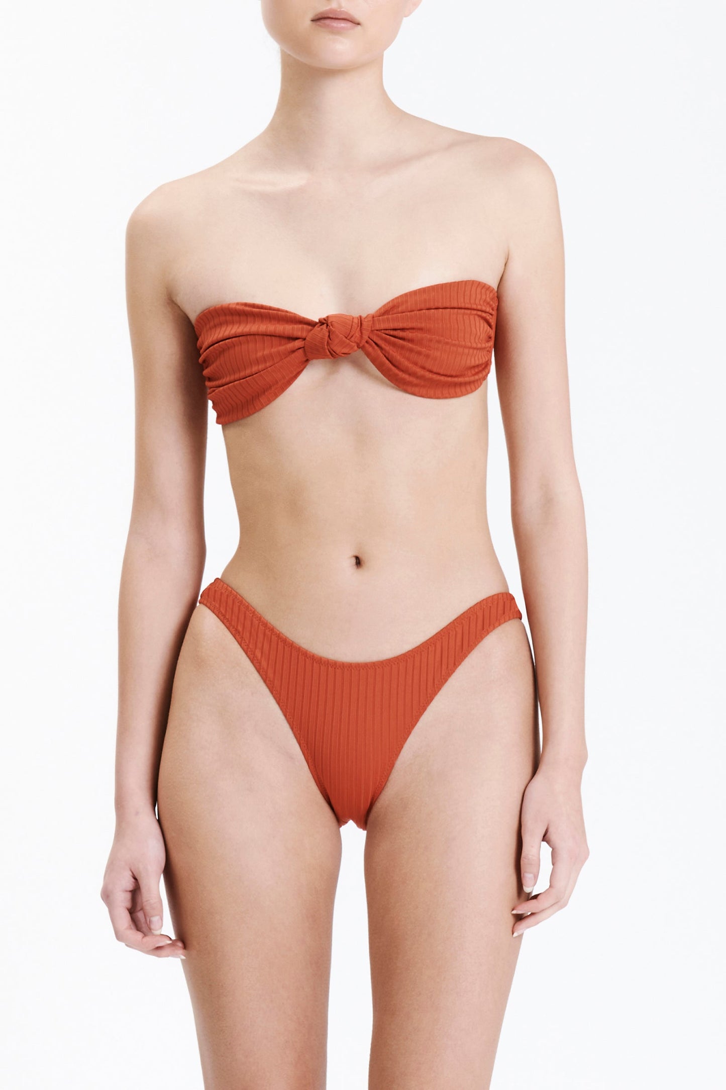 CLASSIC KNOT FRONT BIKINI TOP
