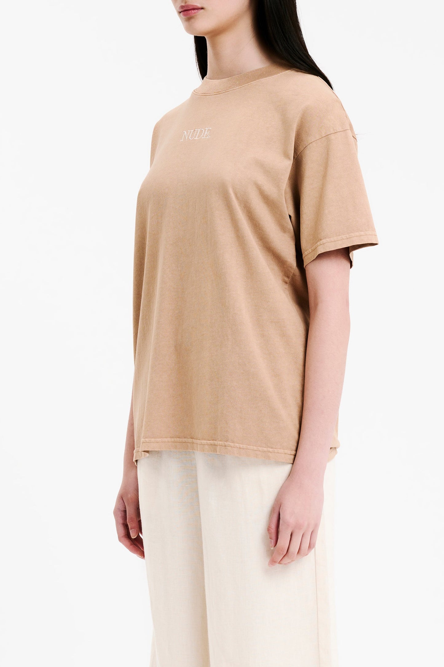NUDE. ORGANIC BOYFRIEND TEE