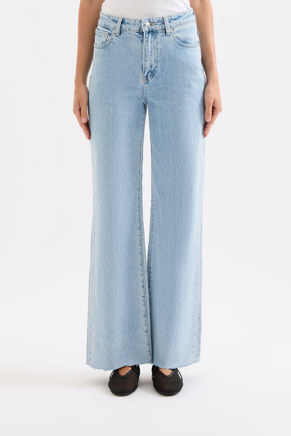 CALI STRETCH WIDE LEG JEAN