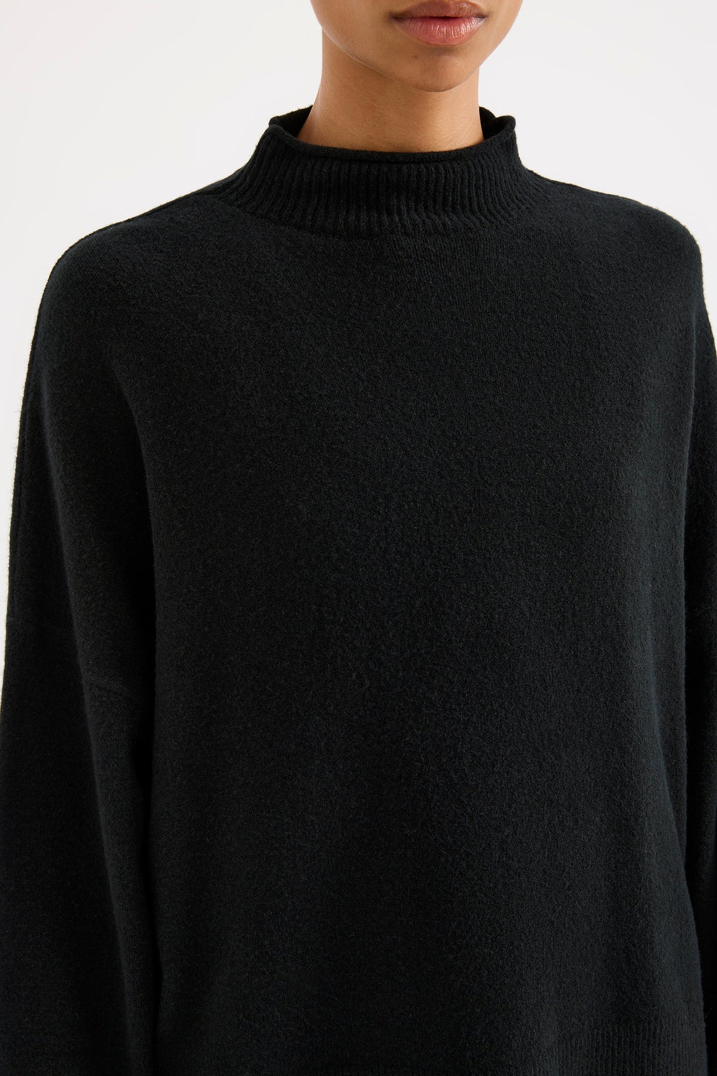 TAYLOR KNIT