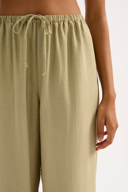 NIA PANT