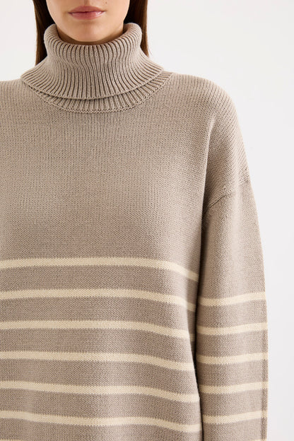 VENUS TURTLENECK KNIT