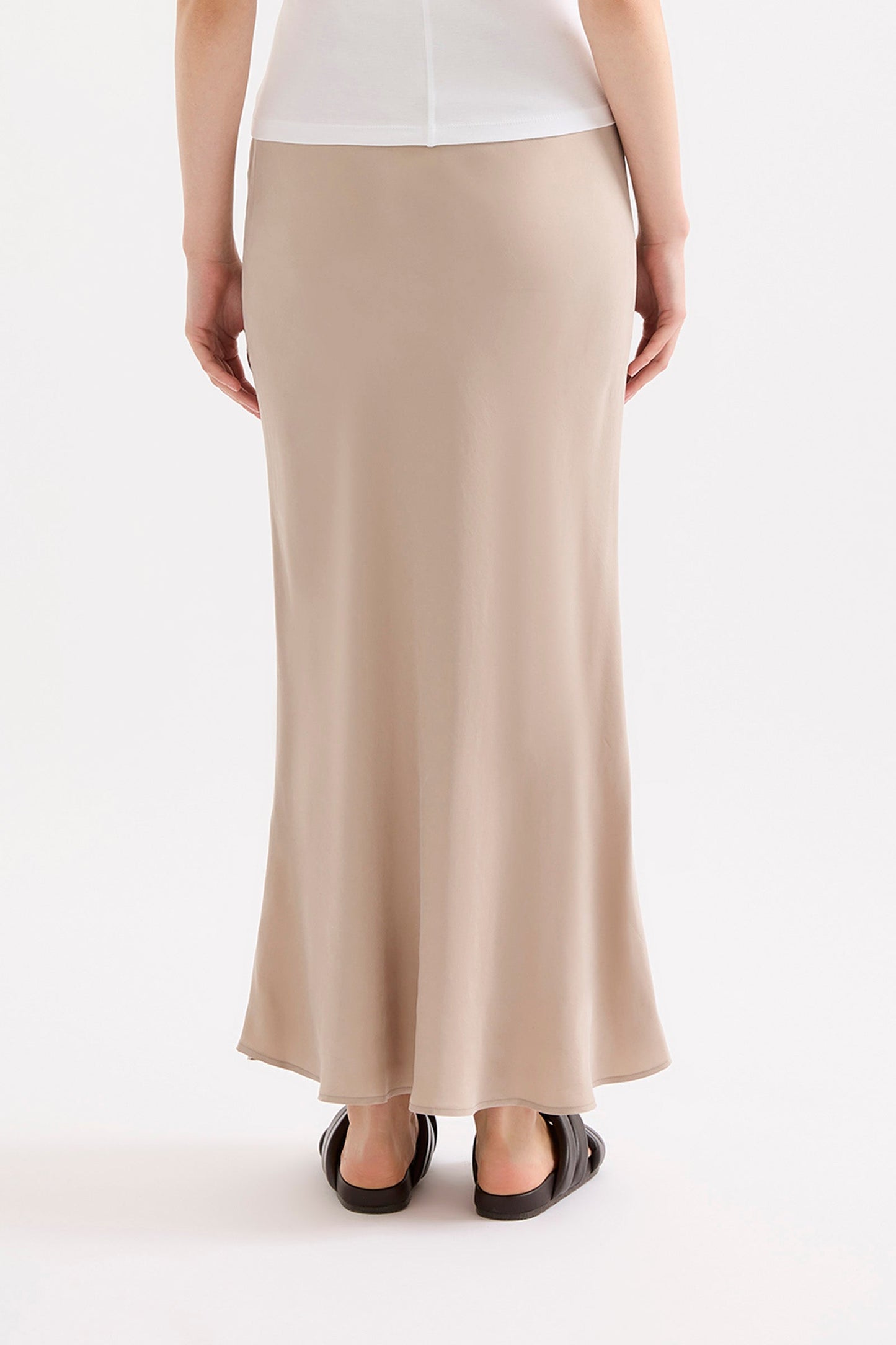 NIKKIA CUPRO MAXI SKIRT