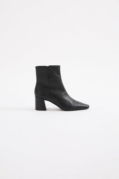 ARLO LEATHER BOOT
