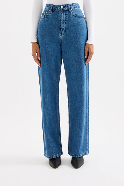ORGANIC RELAXED LEG JEAN