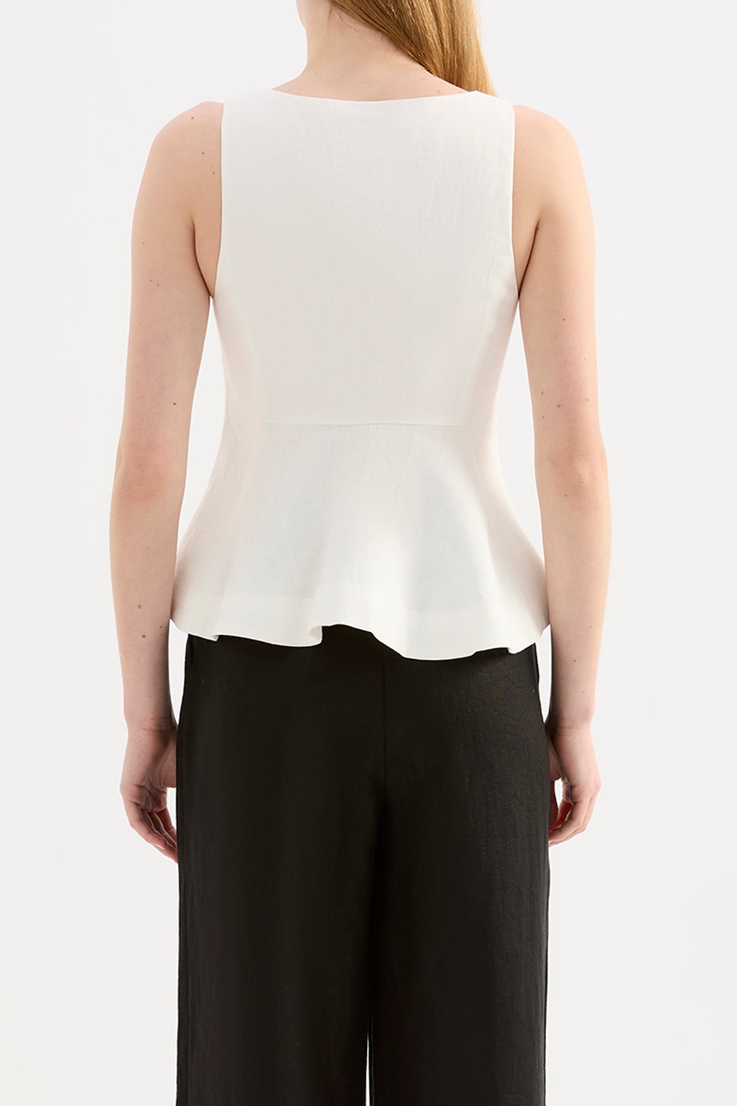 QUINN LINEN VEST